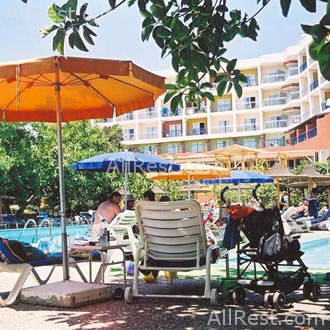 Marina Hotel 8